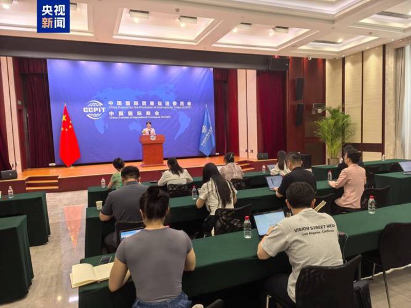 上海贸易公司：市场动态与发展趋势